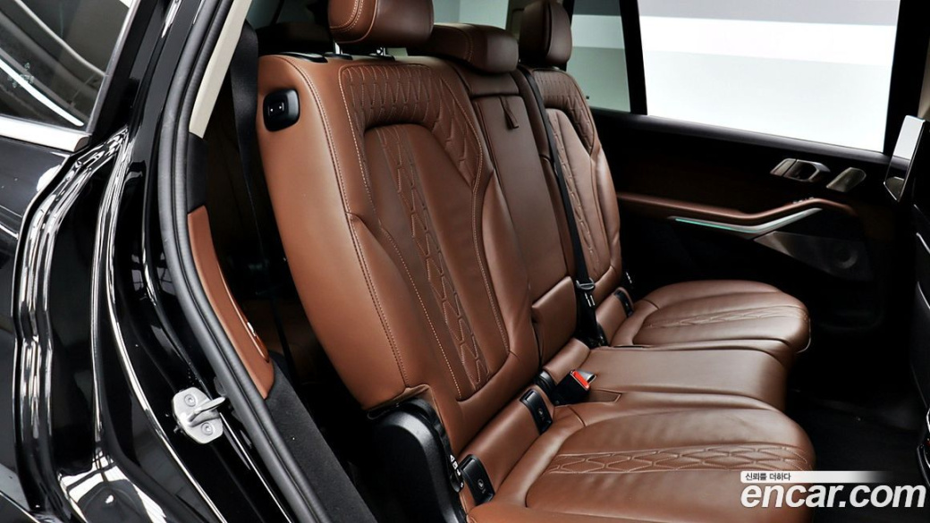 BMW X7 xDrive 40d Design Pure Excellence 7-Seater, 2022
