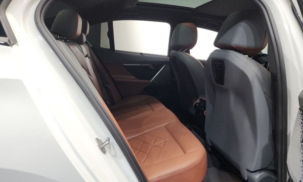 BMW 5-Series 530i xDrive M Sport, 2024
