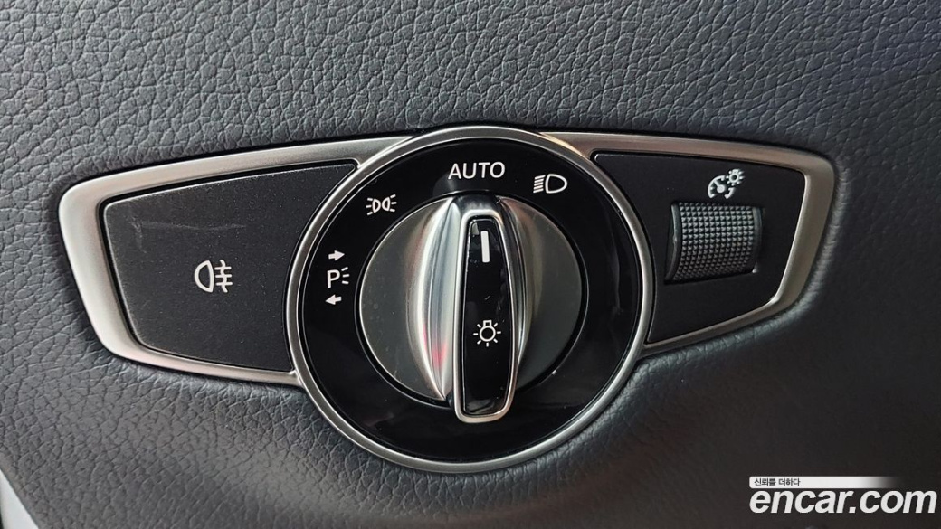 Mercedes-Benz E-Class E350 4MATIC Exclusive, 2023