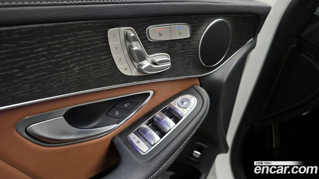 Mercedes-Benz GLC-Class GCL300 4MATIC Coupe, 2023
