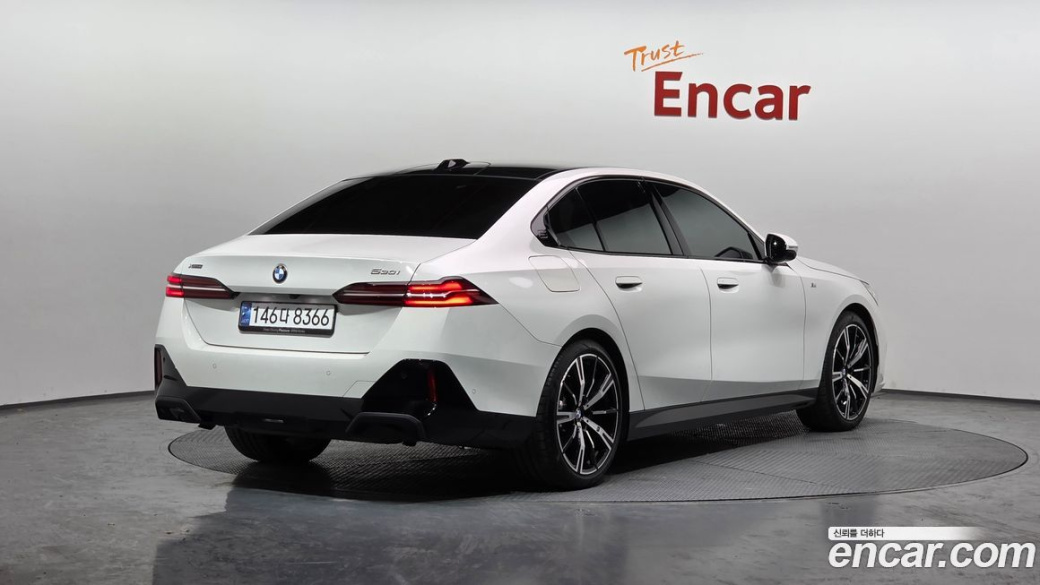 BMW 5-Series 530i xDrive M Sport, 2024
