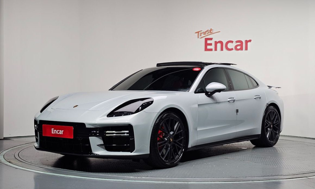 Porsche Panamera 4.0 GTS, 2025