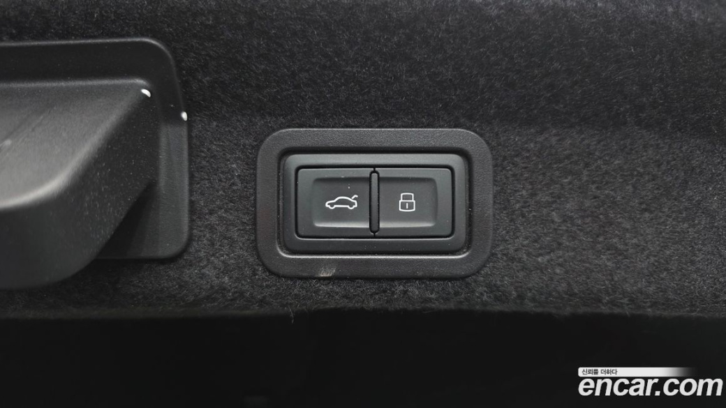 Audi A6 45 TFSI Quattro Premium, 2023