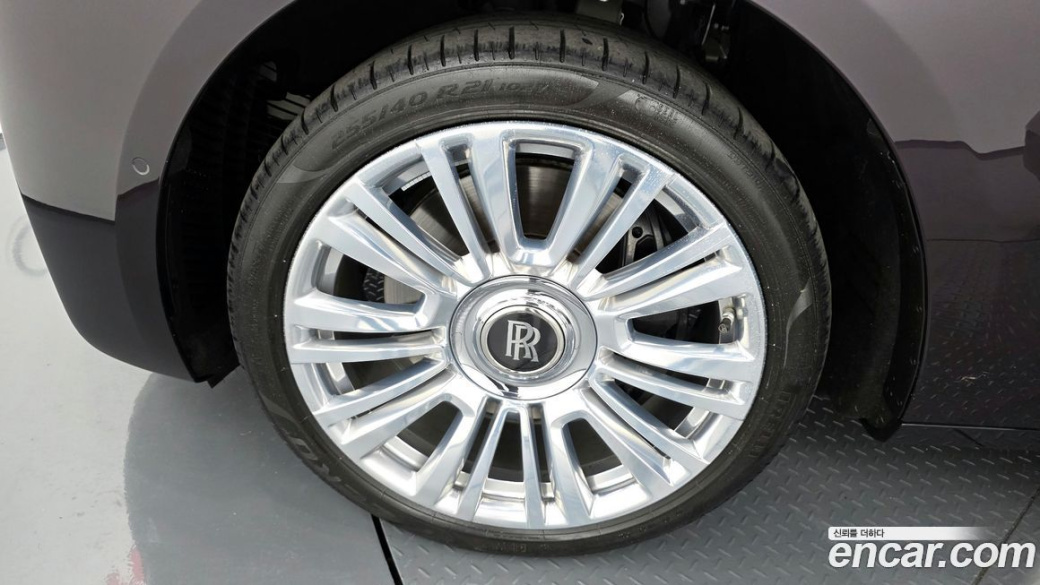 Rolls-Royce Ghost 6.7 V12, 2023