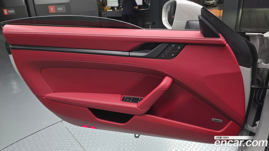 Porsche 911 Carrera 4 GTS, 2022