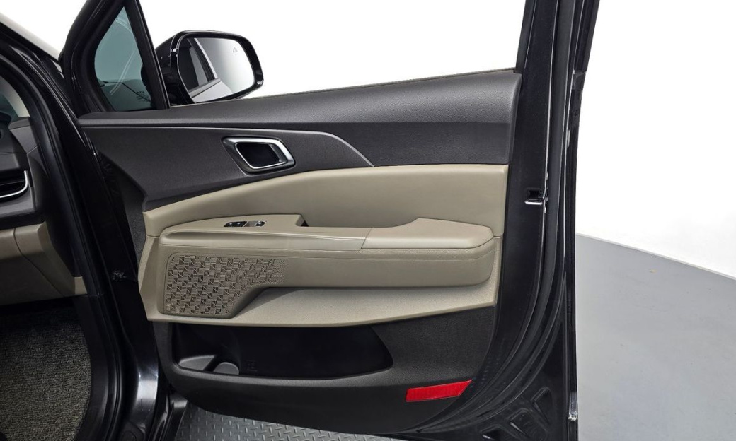 Kia Carnival 9-Seater Noblesse, 2024