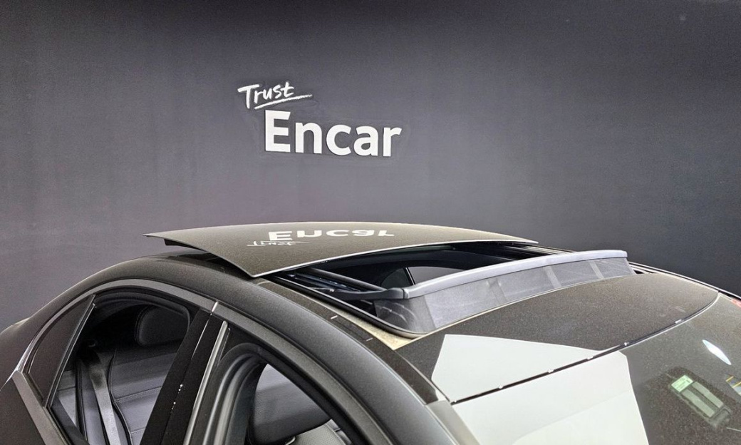 Mercedes-Benz C-Class C300 4MATIC Avantgarde, 2024