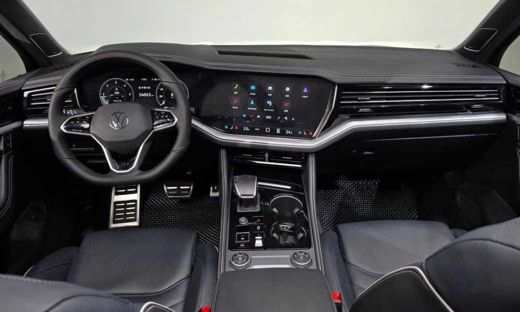 Volkswagen Touareg 3.0 TDI R-Line, 2024