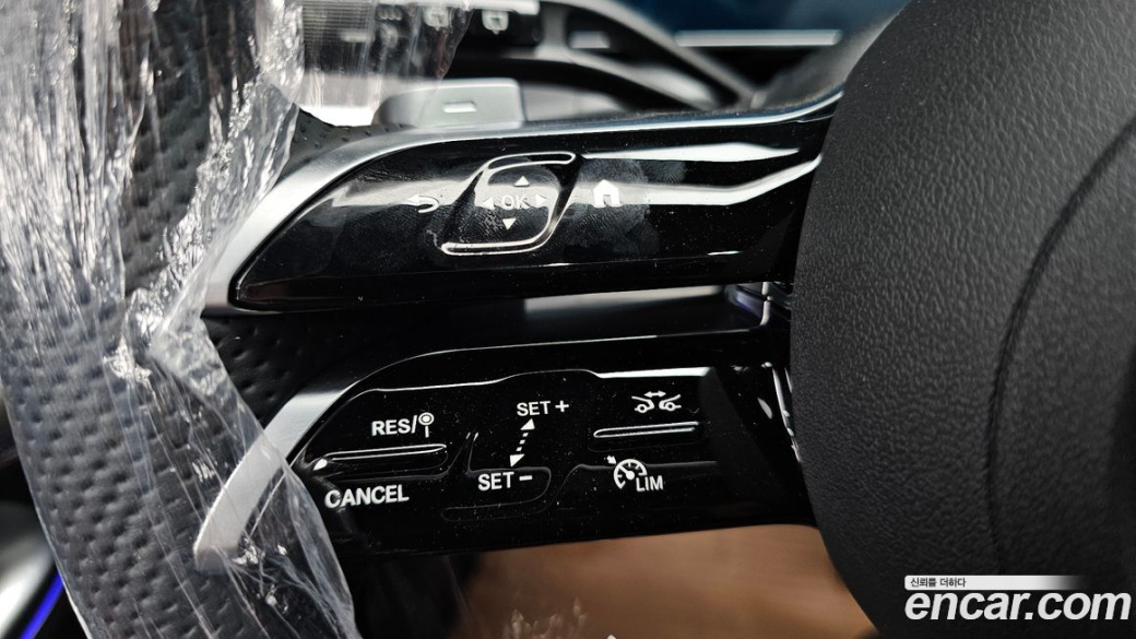 Mercedes-Benz GLC-Class GLC300 4MATIC AMG Line, 2026