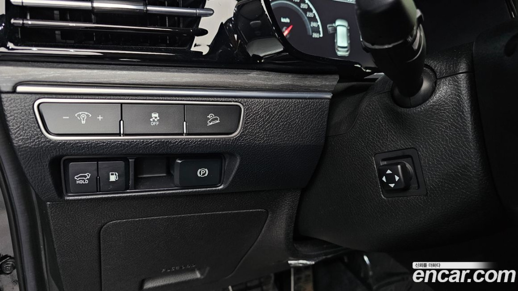 Kia Mohave Diesel 3.0 4WD 7-Seater, 2022