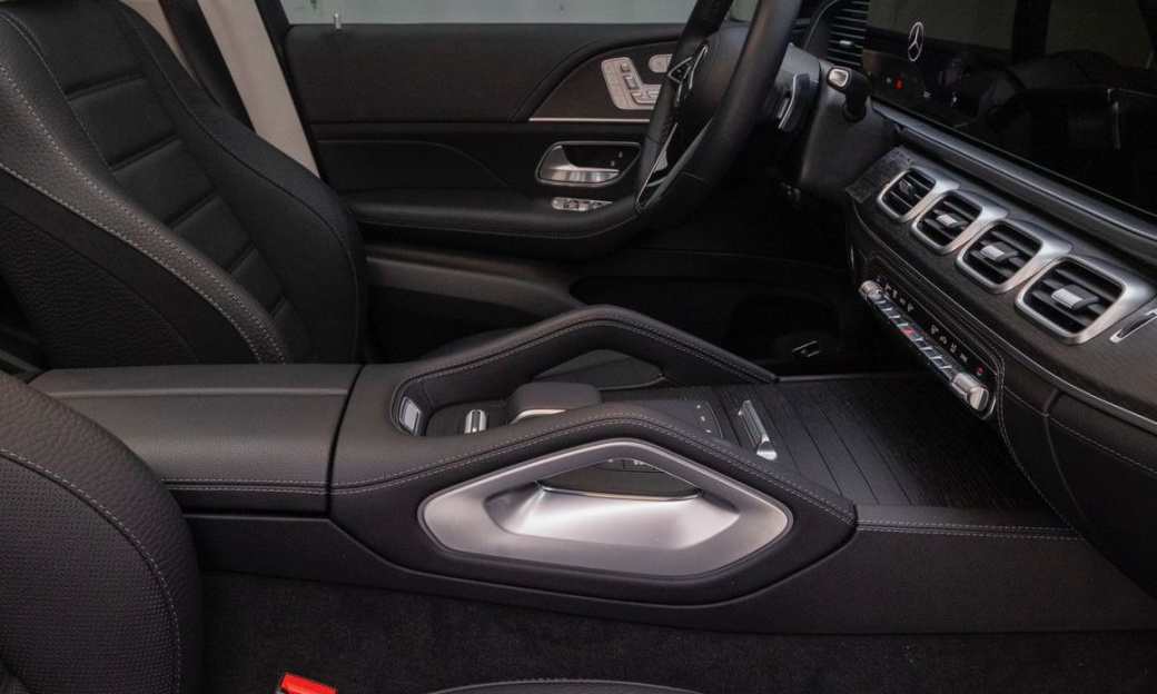 Mercedes-Benz GLE-Class GLE450 4MATIC, 2025