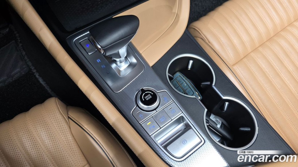 Genesis G70 Gasoline 2.0T 2WD, 2022