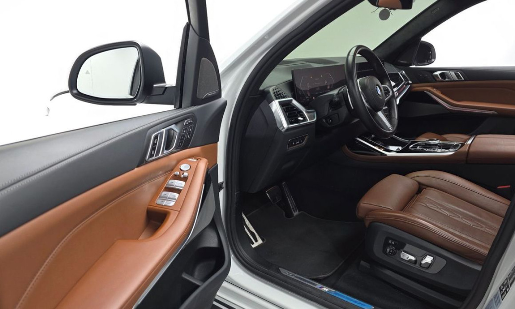 BMW X7 xDrive 40d M Sport 6STR, 2024