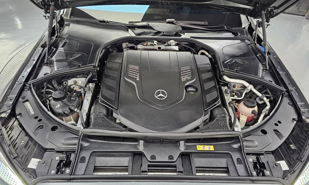 Mercedes-Benz S-Class Maybach S580 4MATIC, 2024