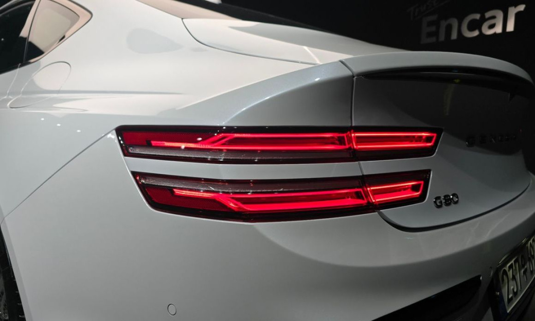 Genesis G80 Gasoline 2.5 Turbo 2WD, 2025