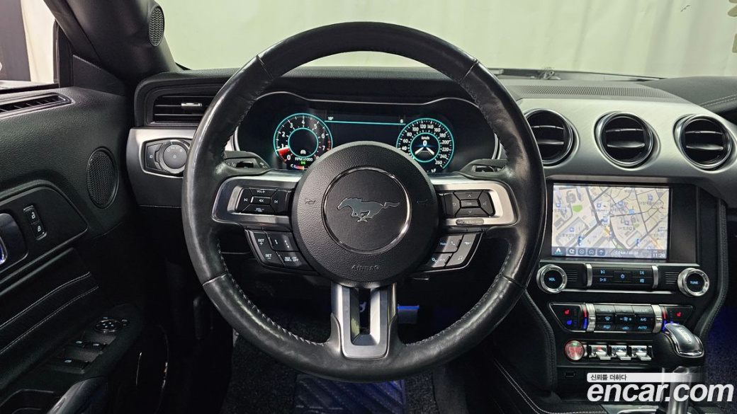 Ford Mustang Convertible, 2022