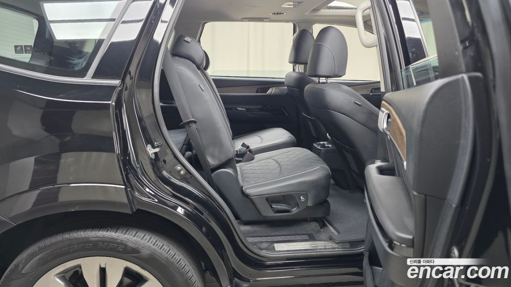 Kia Mohave Diesel 3.0 4WD 6-Seater, 2022