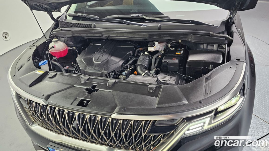 Kia Carnival 7-Seater Noblesse, 2023