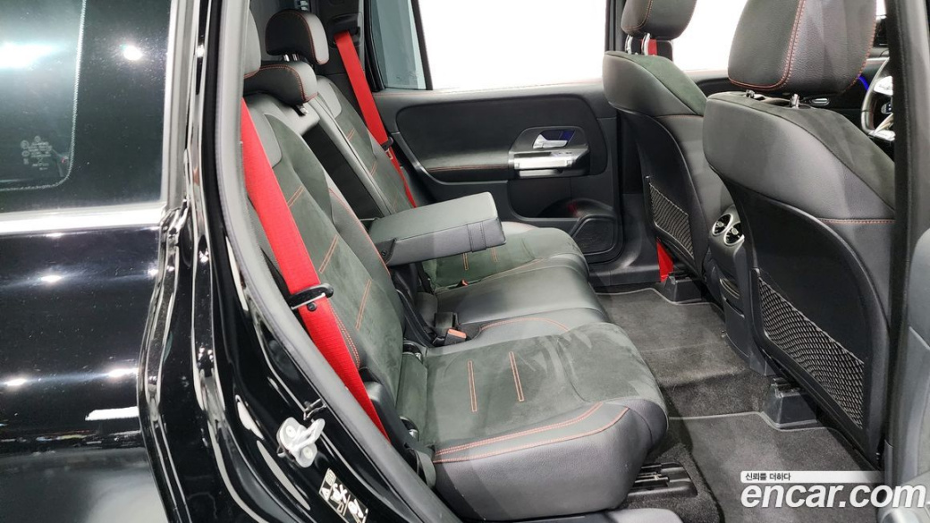 Mercedes-Benz GLB-Class AMG GLB35 4MATIC, 2023