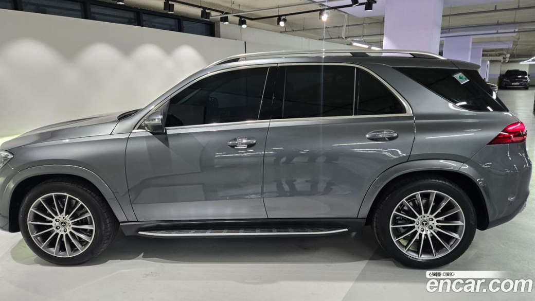 Mercedes-Benz GLE-Class GLE450 4MATIC, 2025