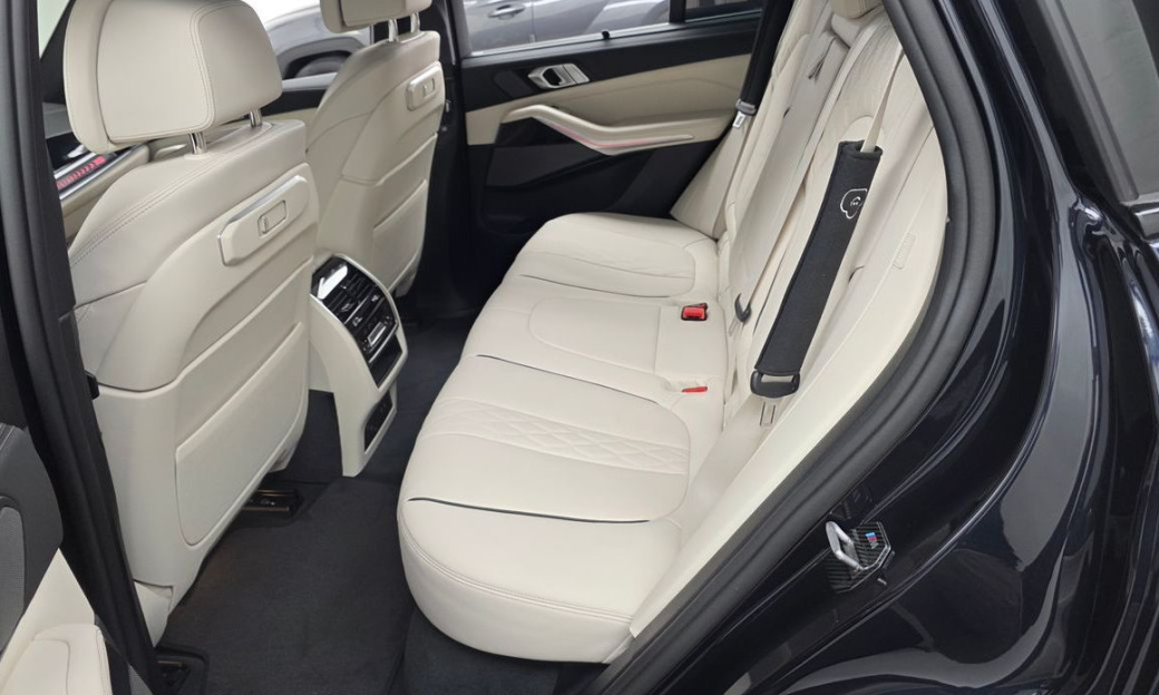 BMW X5 xDrive 40i M Sport, 2025