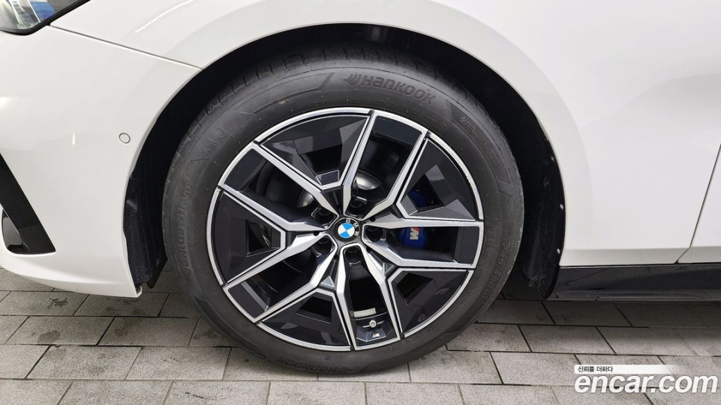 BMW 5-Series 520i M Sport, 2024