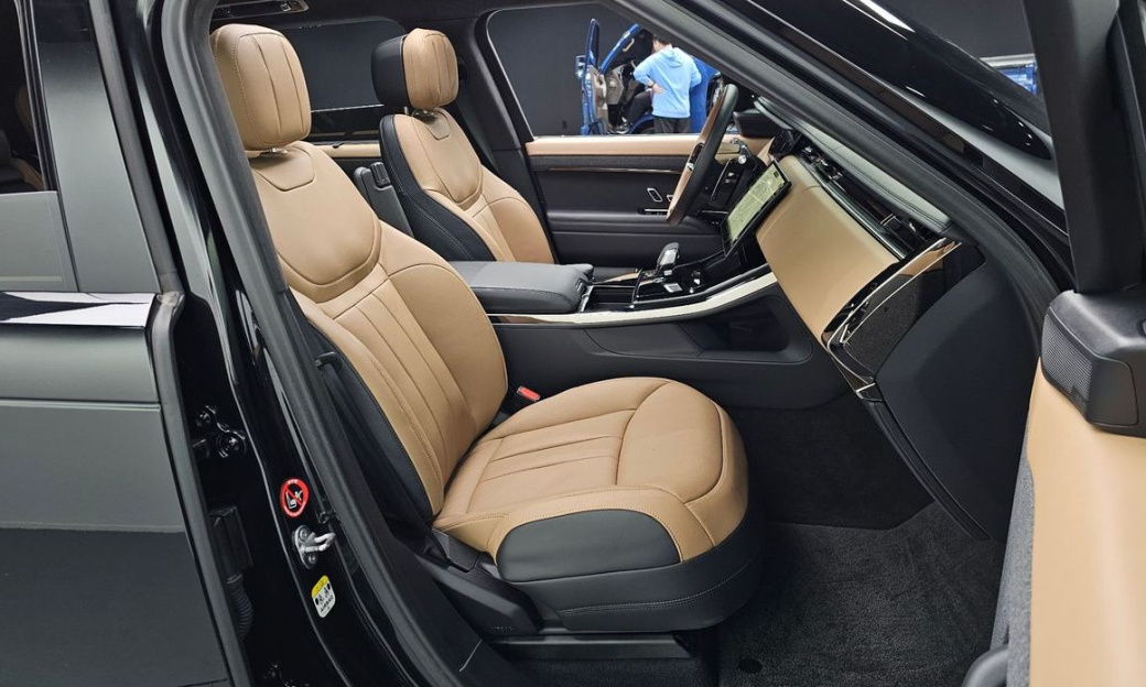 Land Rover Range Rover Sport P400 AB, 2025