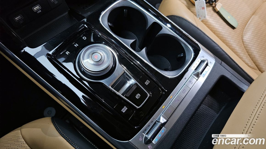 Kia Carnival 9-Seater Signature, 2023