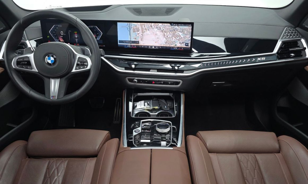 BMW X5 xDrive 40i M Sport, 2025