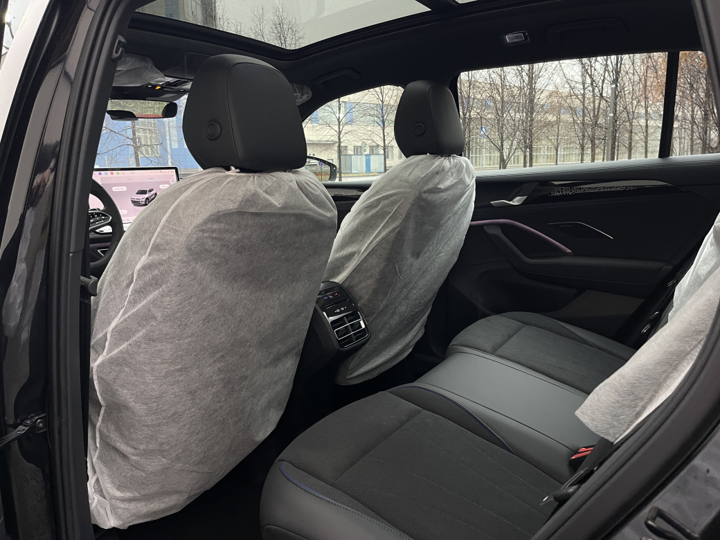 Volkswagen Tiguan L Pro