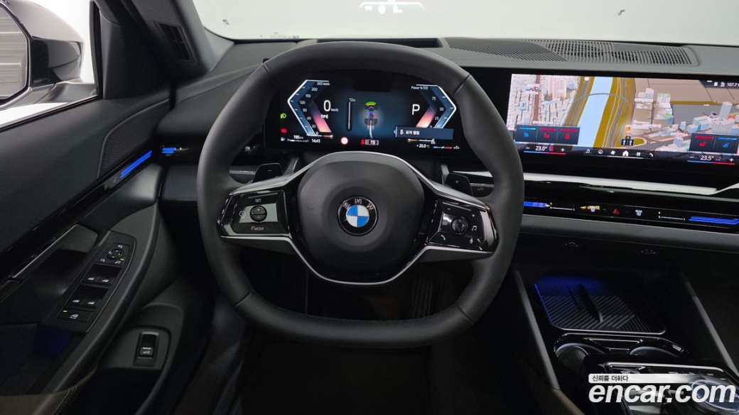 BMW 5-Series 520i, 2024