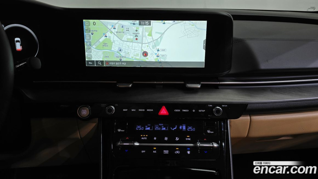 Kia Carnival 7-Seater Signature, 2023