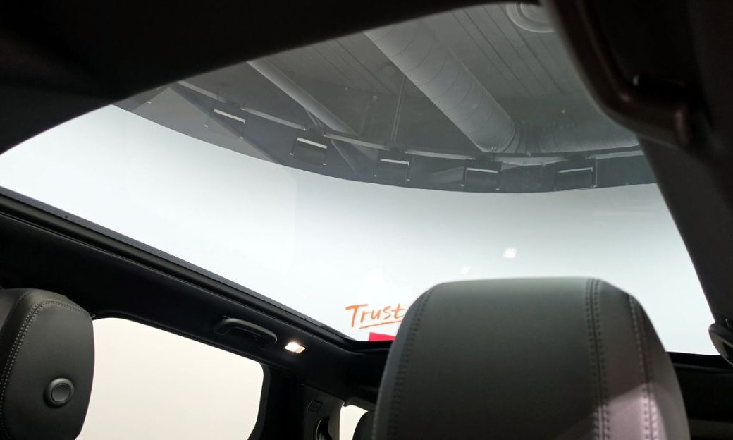 Land Rover Discovery Sport P250 Dynamic SE, 2025