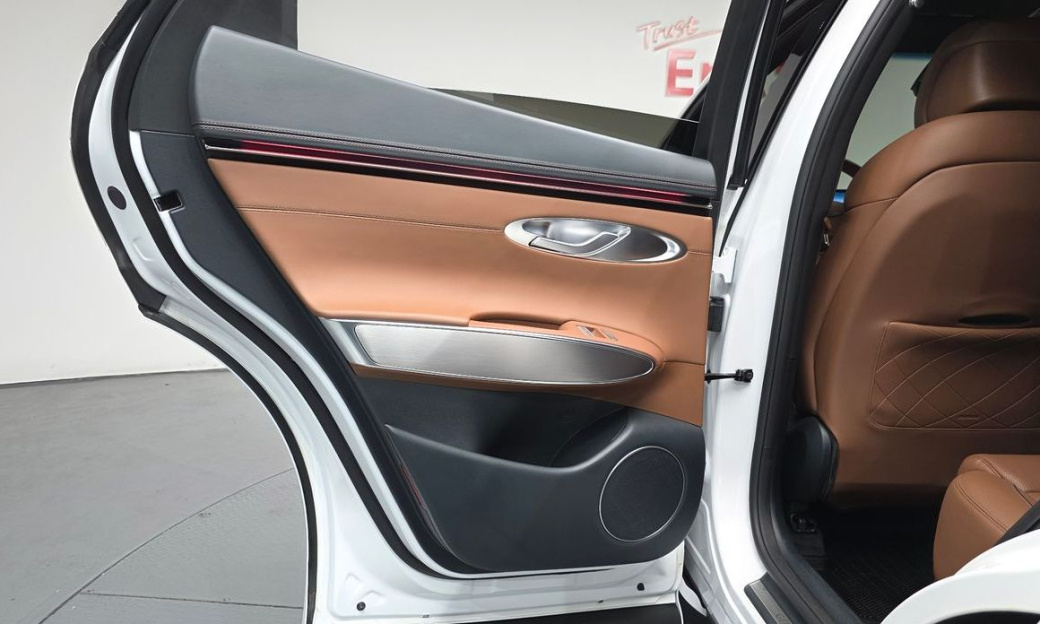 Genesis GV70 2.5T Gasoline 2WD, 2025