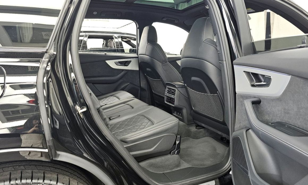 Audi Q7 55 TFSI Quattro Premium, 2025