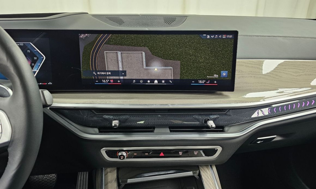 BMW X7 xDrive 40i Design Pure Excellence 6-Seater, 2024