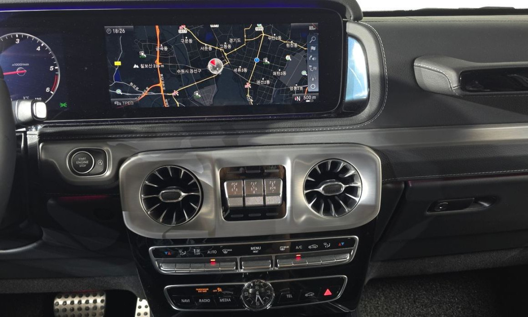 Mercedes-Benz G-Class G400d, 2023
