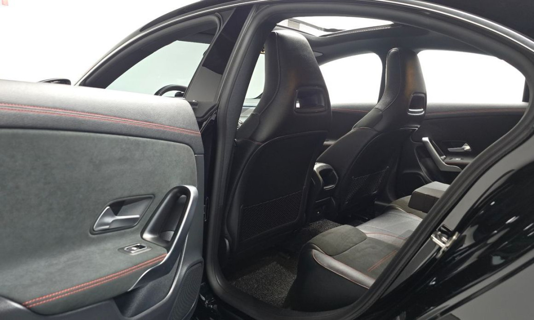 Mercedes-Benz CLA-Class CLA250 4MATIC, 2024