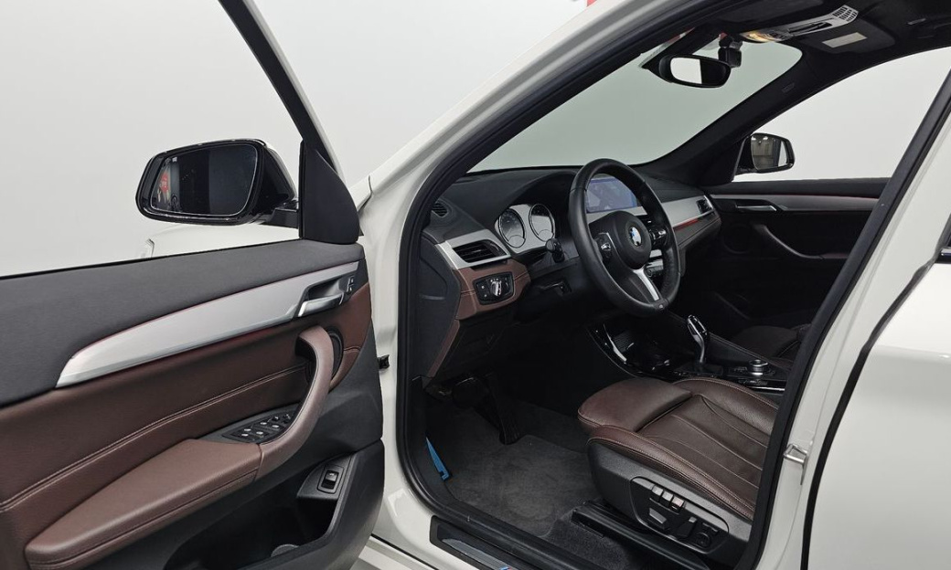 BMW X1 xDrive 20i M Sport, 2022
