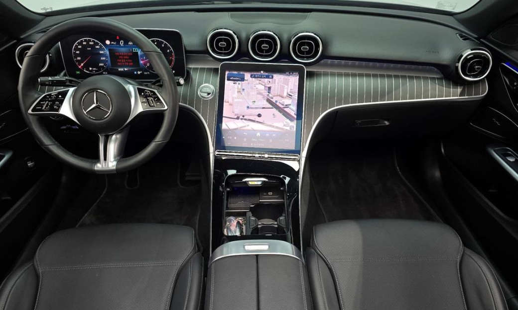 Mercedes-Benz C-Class C300 4MATIC Avantgarde, 2024