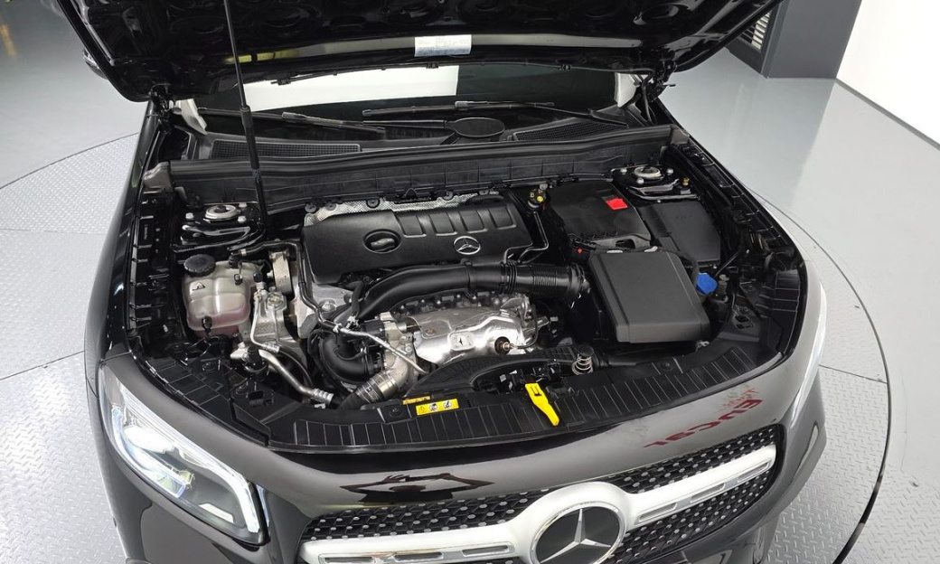 Mercedes-Benz GLB-Class GLB250 4MATIC, 2023