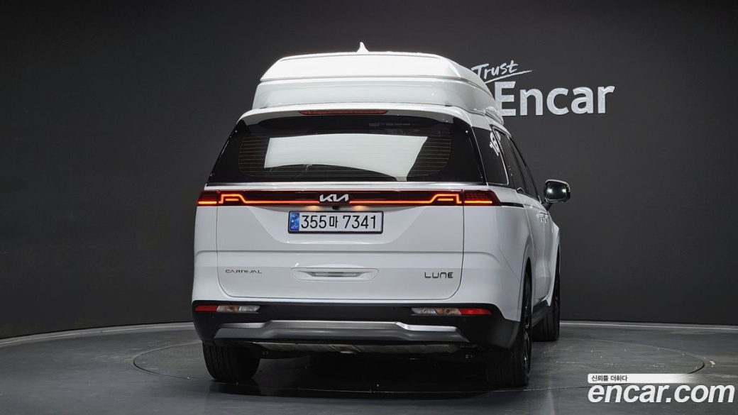 Kia Carnival 9-Seater Hi-Limousine(Special Vehicle), 2022