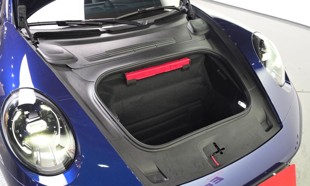Porsche 911 Carrera 4 GTS Cabriolet, 2026