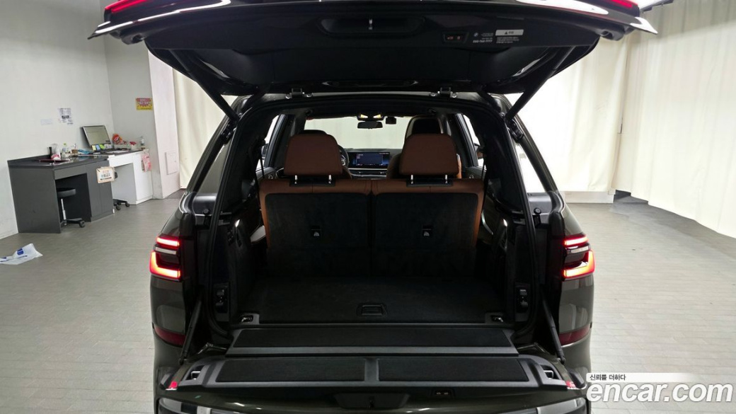 BMW X7 xDrive 40i M Sport 6STR, 2025