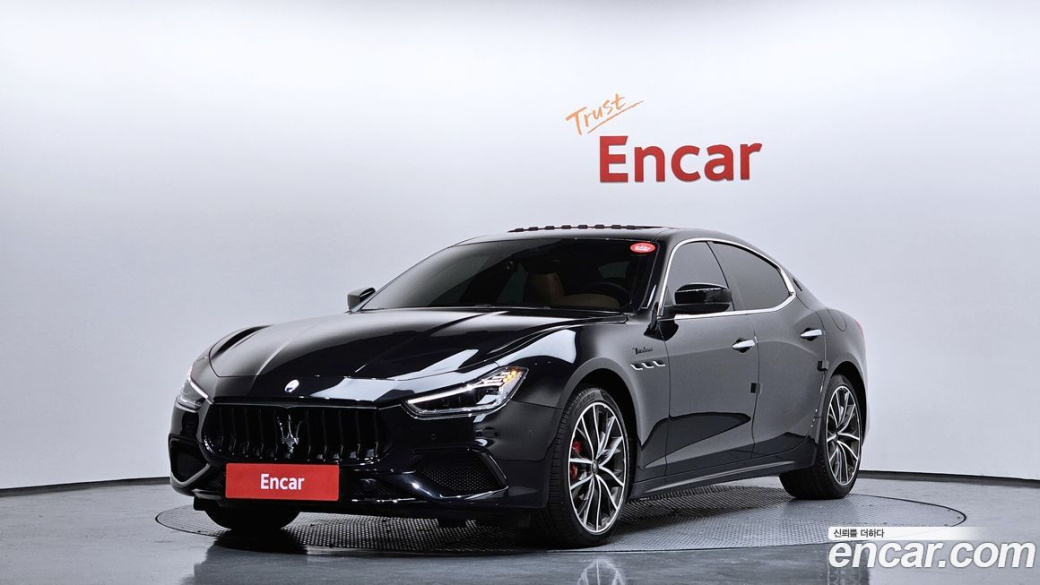 Maserati Ghibli 3.0 Modena, 2022