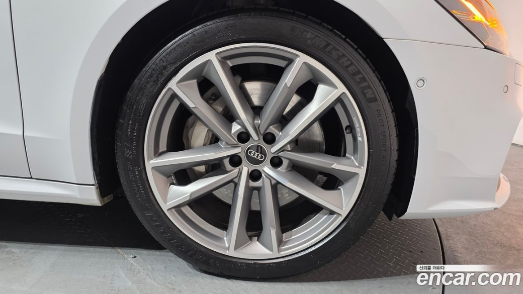Audi A7 55 TFSI Quattro Premium, 2022