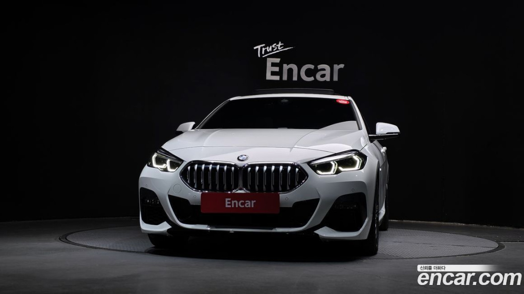 BMW 2-Series 220i M Sports, 2024