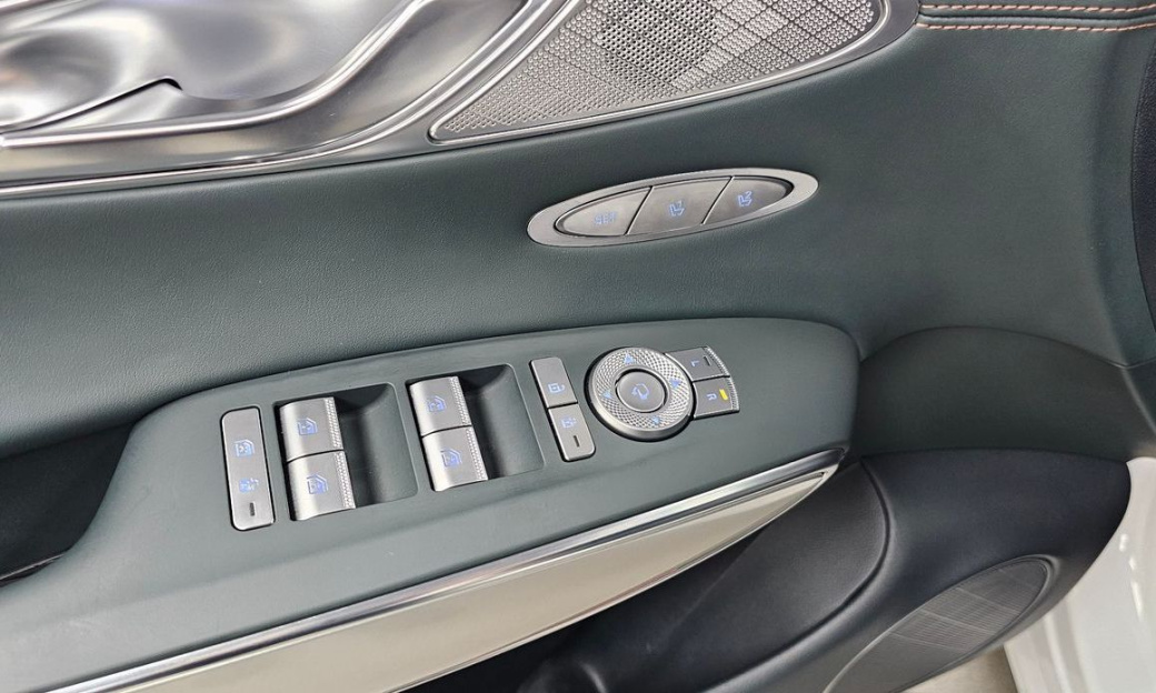 Genesis GV70 2.5T Gasoline AWD, 2024