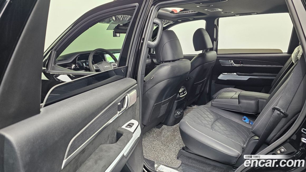 Kia Mohave Diesel 3.0 4WD 7-Seater, 2022