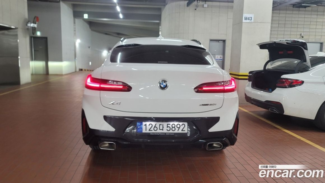 BMW X4 xDrive20i M Sport, 2023
